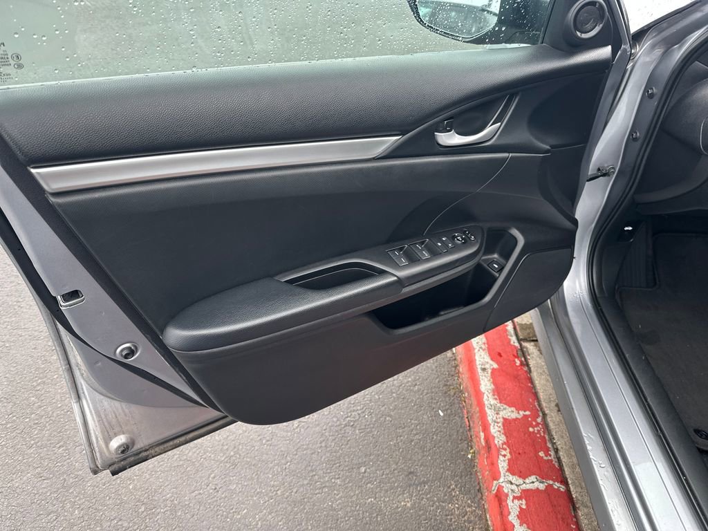 Used 2021 Honda Civic Sport image 10