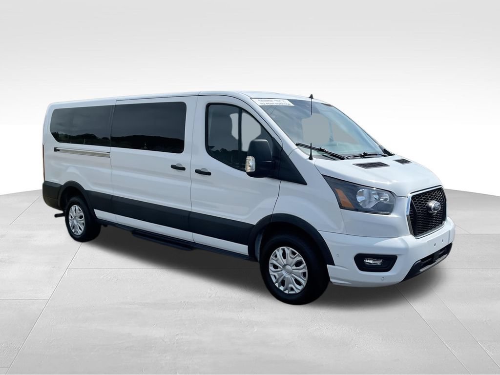 Used 2023 Ford Transit 350 XLT RWD image 2