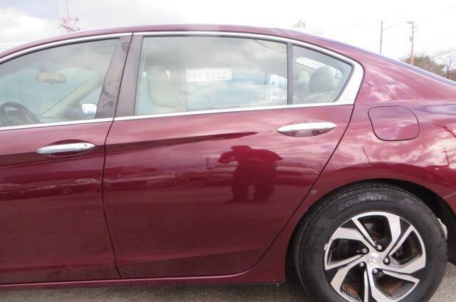 Used 2016 Honda Accord LX image 21