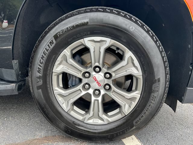 Used 2023 GMC Yukon SLE RWD image 14