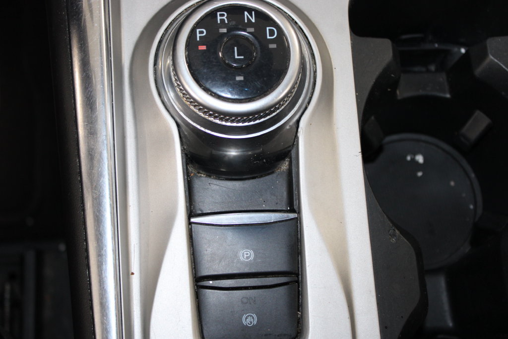 Used 2023 Ford Explorer XLT w/ Equipment Group 202A RWD image 38