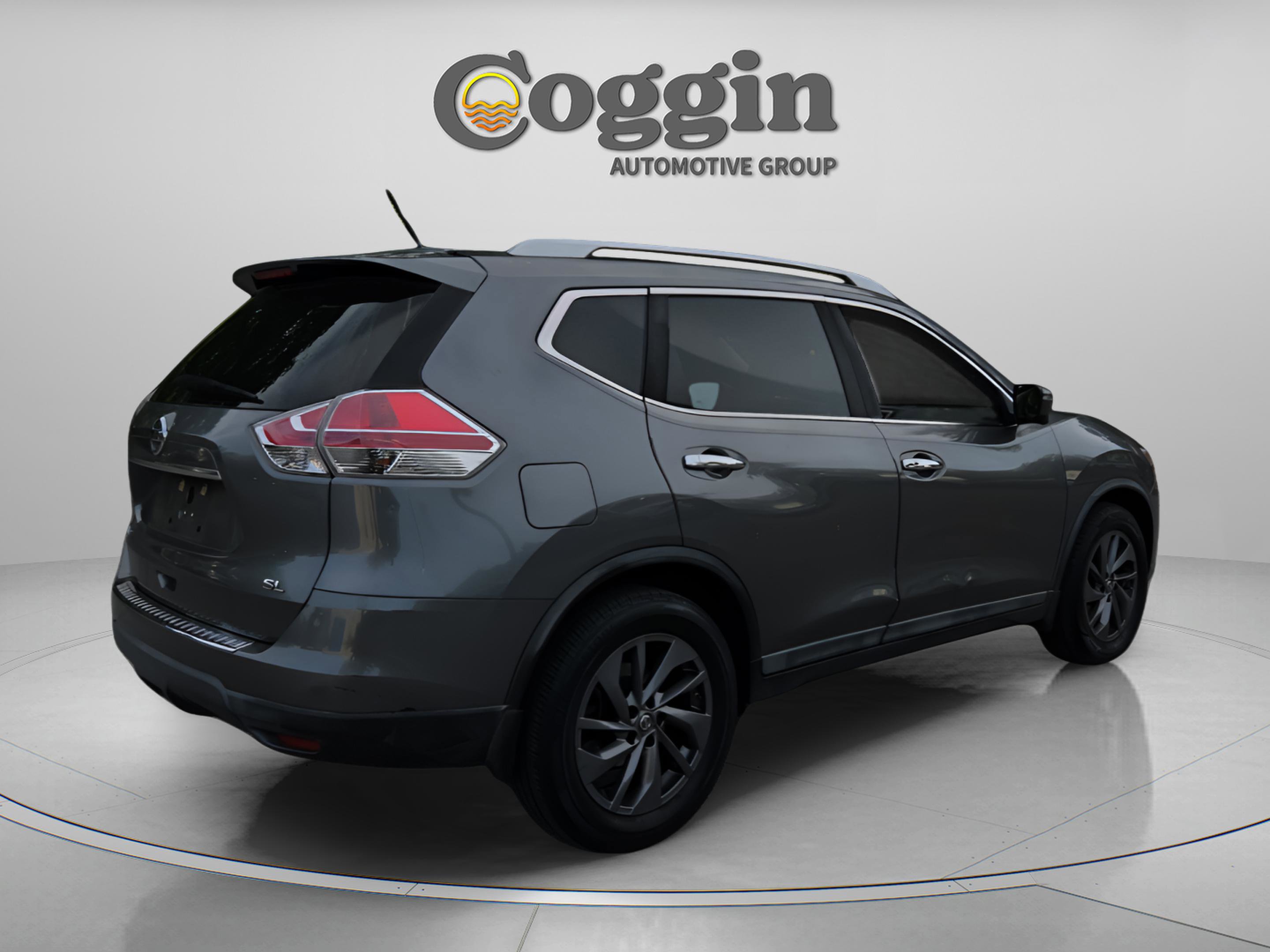 Used 2016 Nissan Rogue SL w/ SL Premium Package FWD image 5
