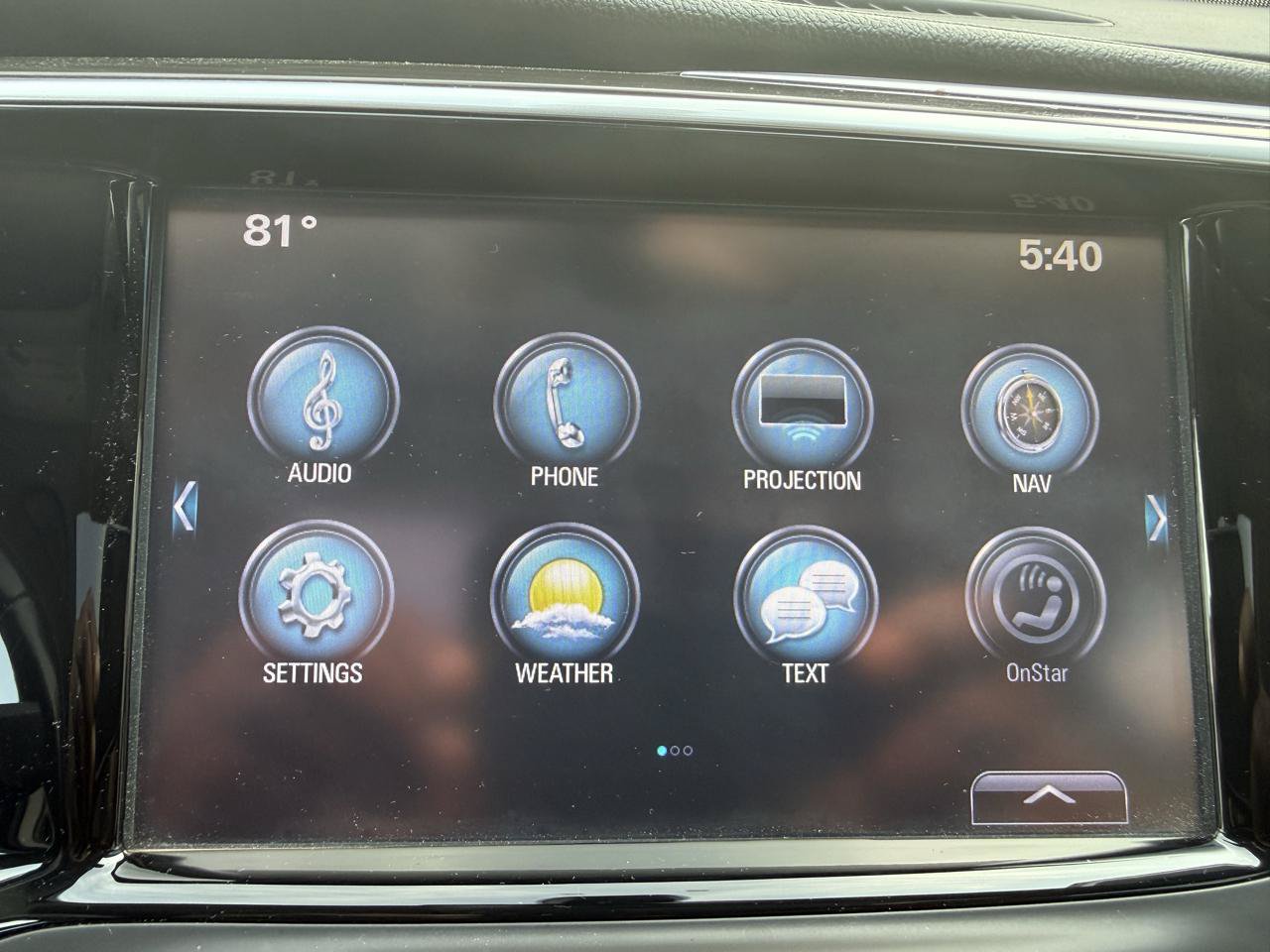 Used 2019 Buick Envision Essence AWD/4WD image 17