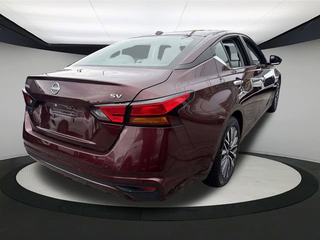 Used 2024 Nissan Altima 2.5 SV image 10