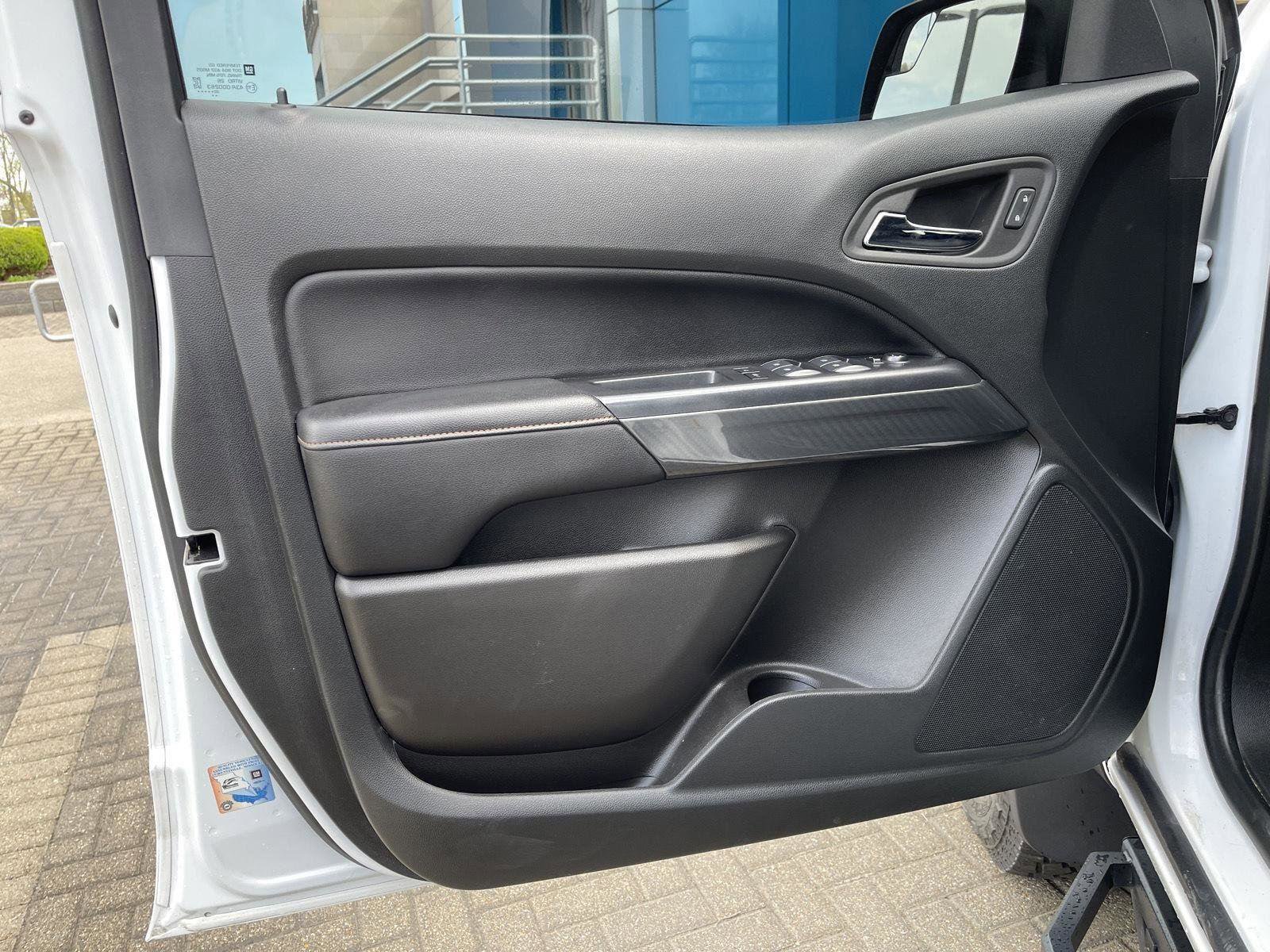 Used 2022 GMC Canyon AT4 w/ Trailering Package AWD/4WD image 13