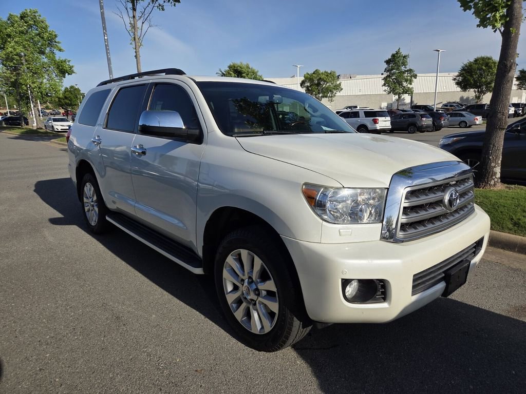 Used 2014 Toyota Sequoia Platinum AWD/4WD image 3