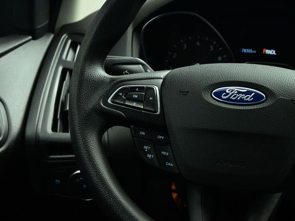 Used 2018 Ford Focus SE image 41