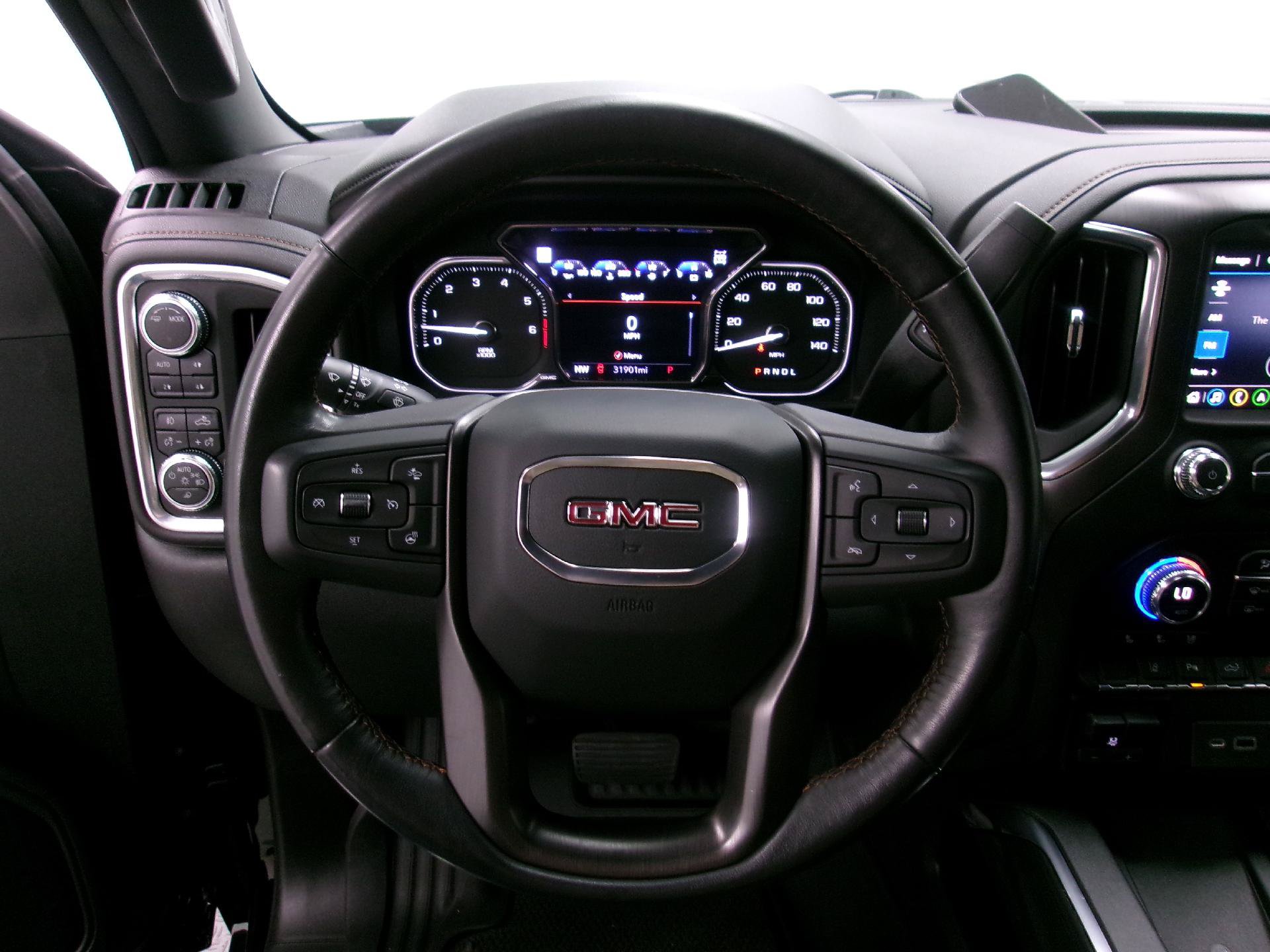 Used 2021 GMC Sierra 2500 AT4 w/ AT4 Premium Plus Package AWD/4WD image 7