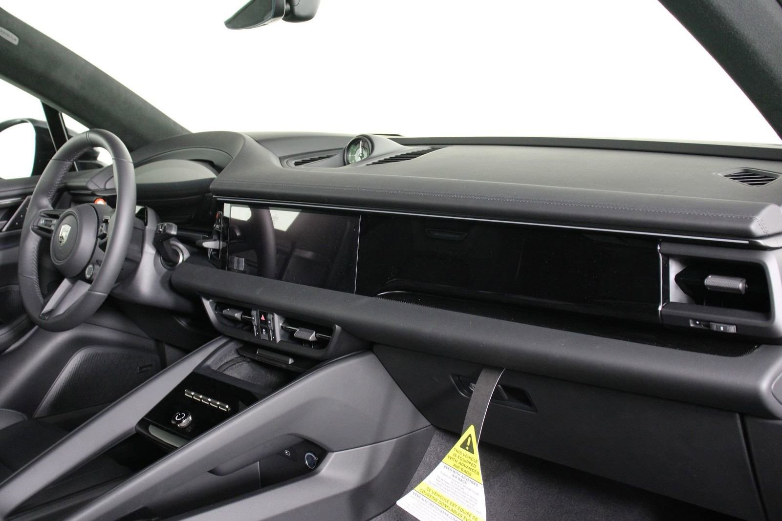 New 2026 Porsche Macan Turbo Electric image 15