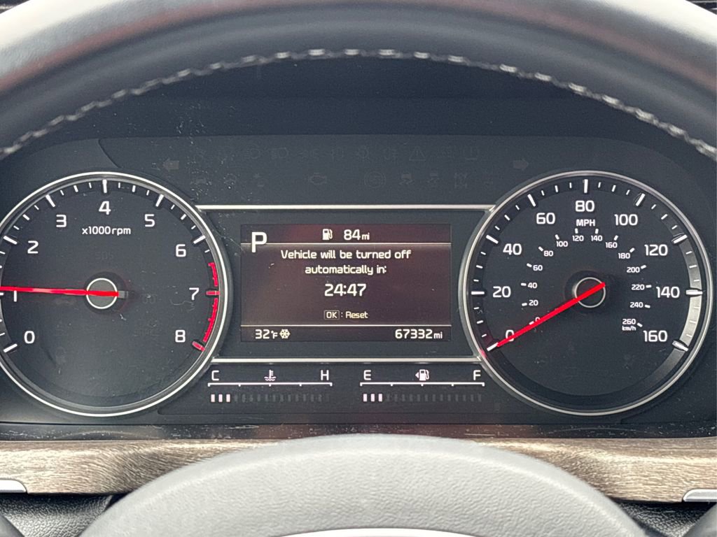 Certified 2022 Kia Sorento S w/ Panoramic Sunroof Package image 22