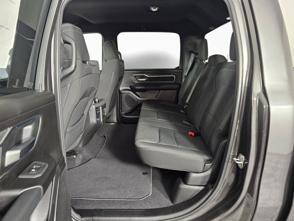 New 2026 RAM 1500 Big Horn w/ Sport Appearance Package AWD/4WD image 35