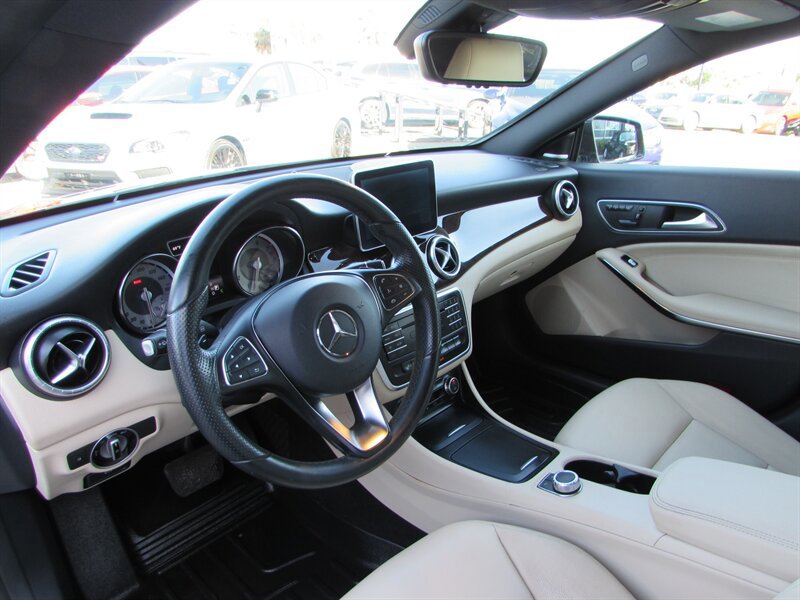 Used 2015 Mercedes-Benz CLA 250 image 11