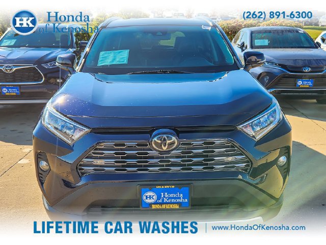 Used 2019 Toyota RAV4 Limited w/ Cold Weather Package AWD/4WD image 2