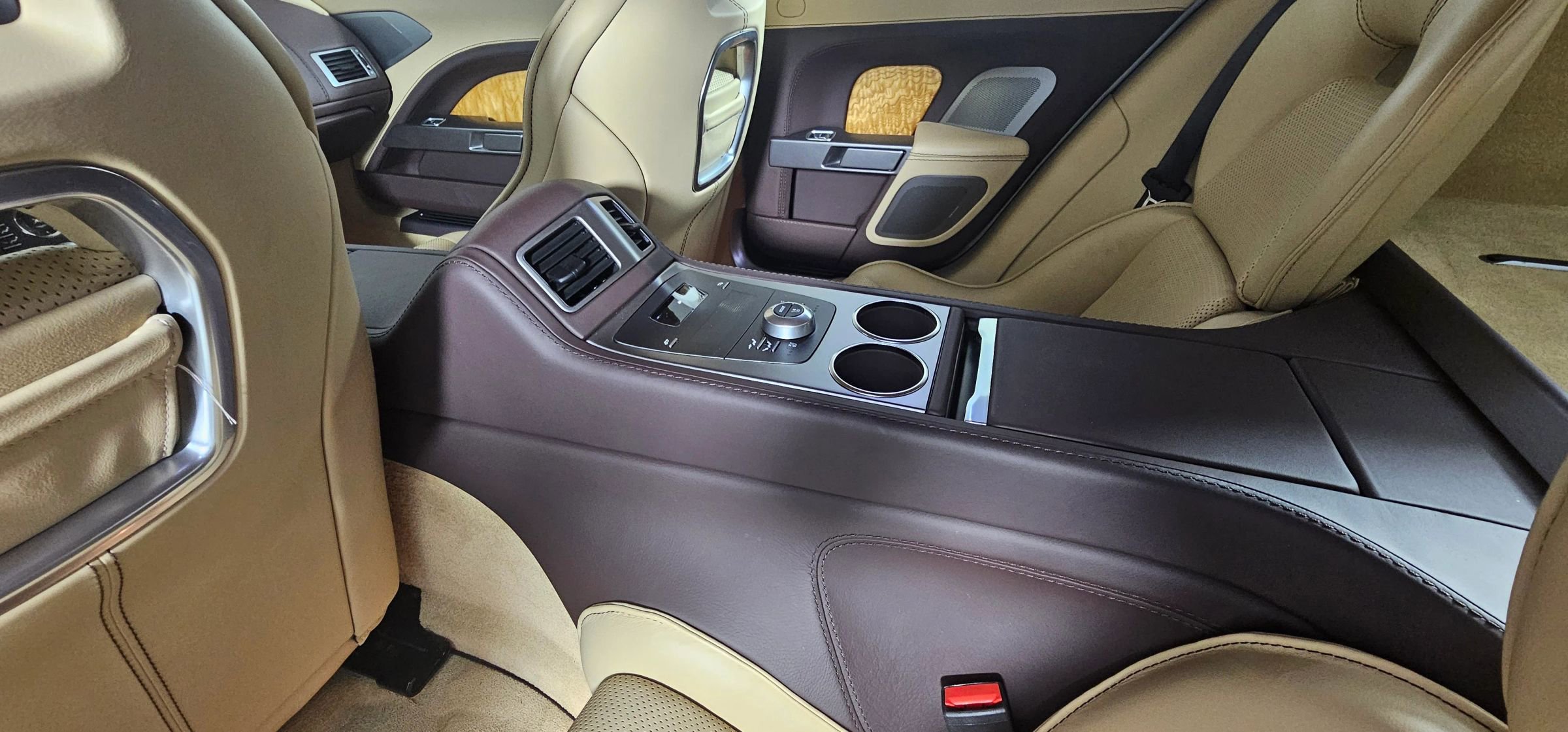 Used 2012 Aston Martin Rapide Sedan 4D image 19