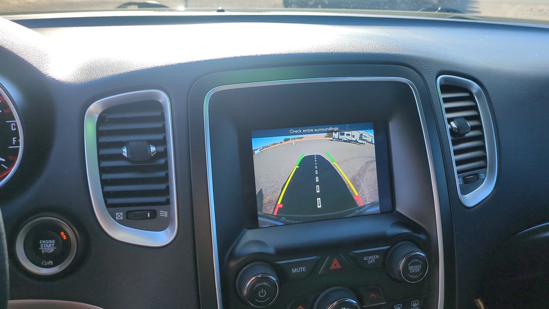 Used 2019 Dodge Durango SXT image 22