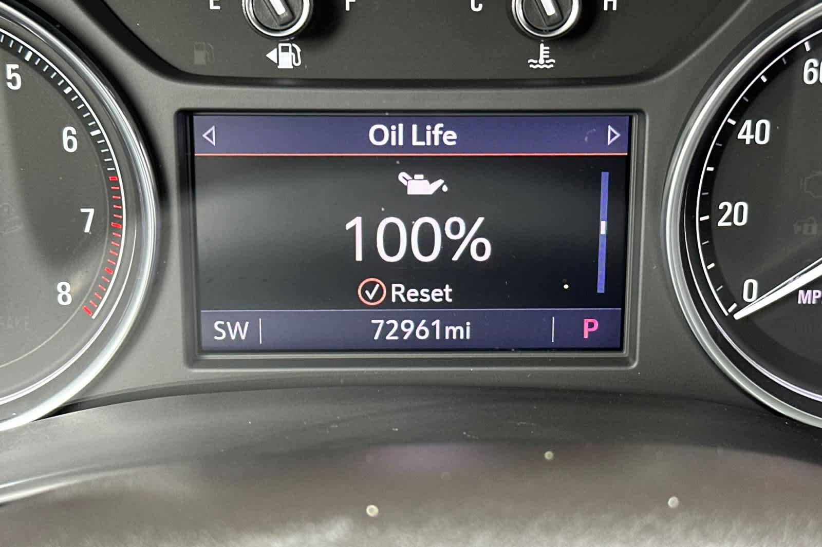 Used 2021 Buick Enclave Essence w/ Sound and Sites Package FWD image 31