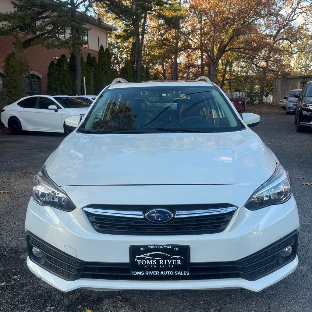 Used 2022 Subaru Impreza 2.0i Premium AWD/4WD image 1