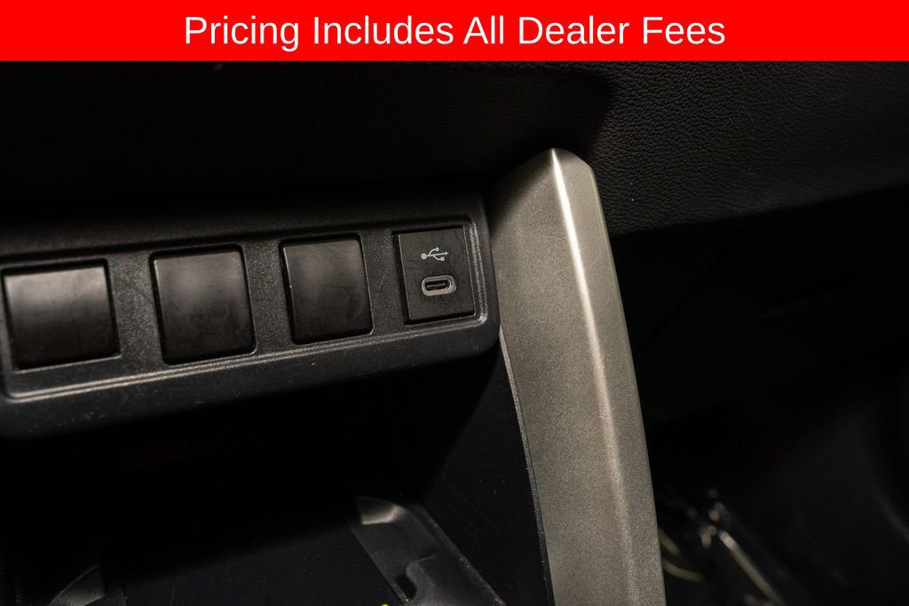 Used 2024 Toyota Corolla Cross LE AWD/4WD image 13
