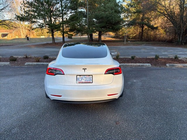Used 2020 Tesla Model 3 Standard Range Plus image 5