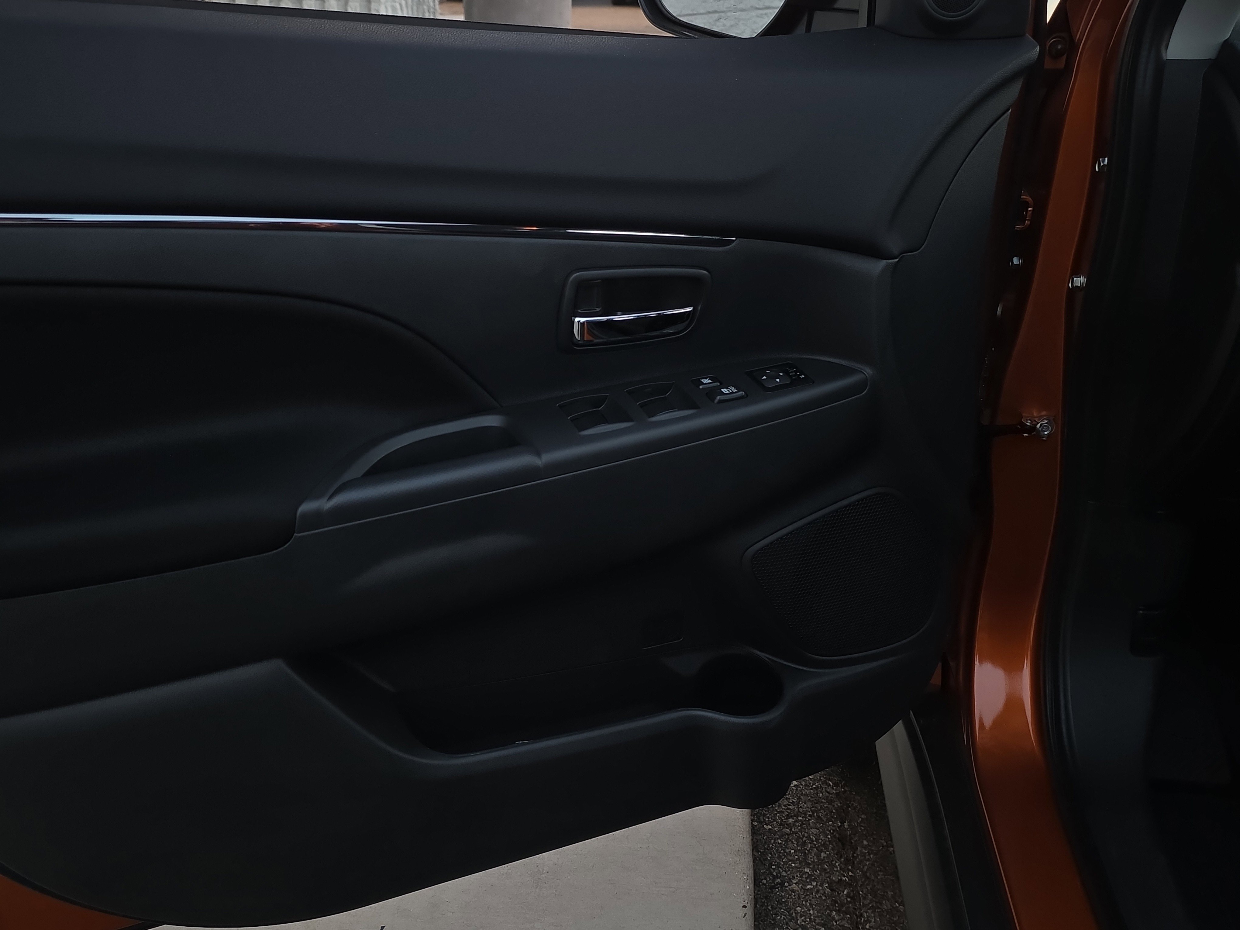 New 2025 Mitsubishi Outlander Sport ES image 6