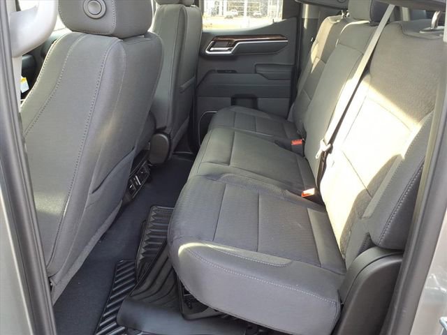 New 2026 GMC Sierra 1500 SLE w/ X31 Off-Road Package AWD/4WD image 7