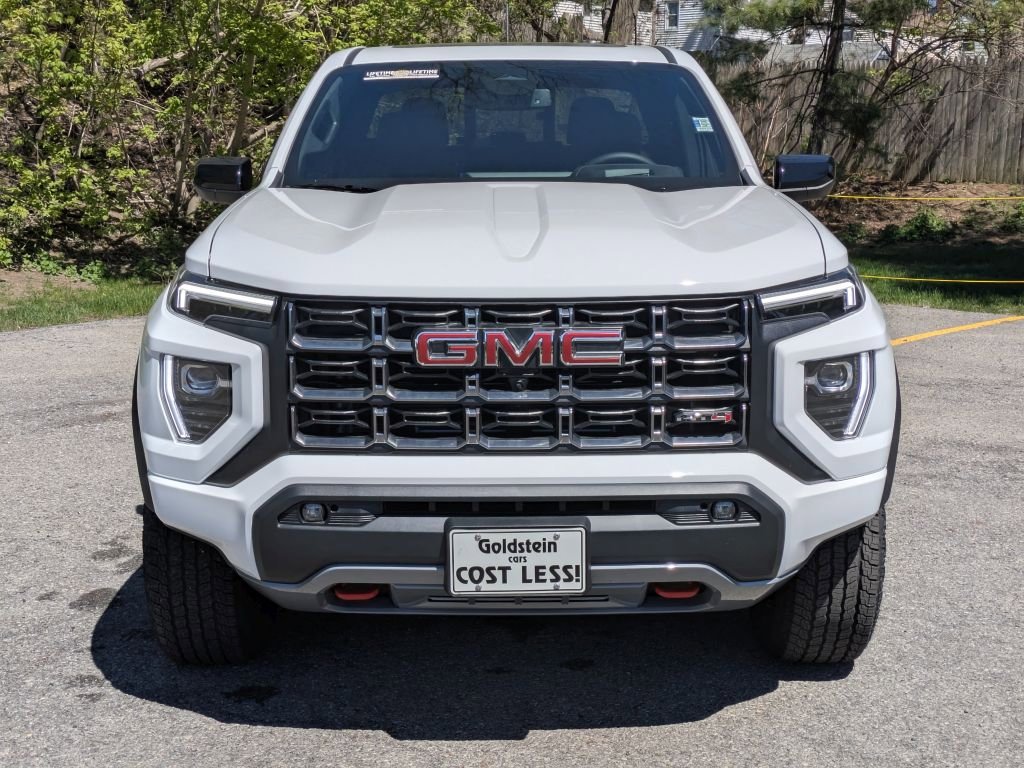 New 2025 GMC Canyon AT4 w/ Technology Plus Package AWD/4WD image 2