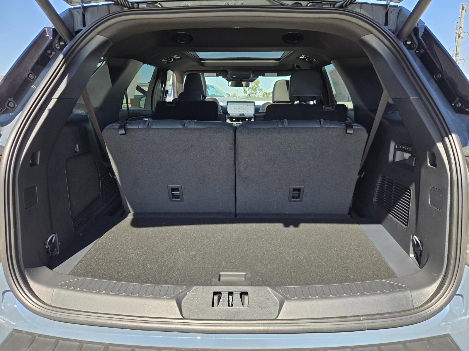 New 2026 Ford Explorer ST w/ Sun And Sound Package image 31