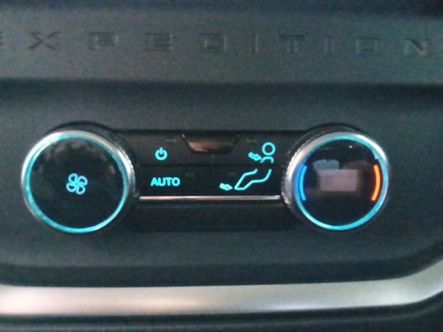 New 2026 Ford Expedition Active image 30