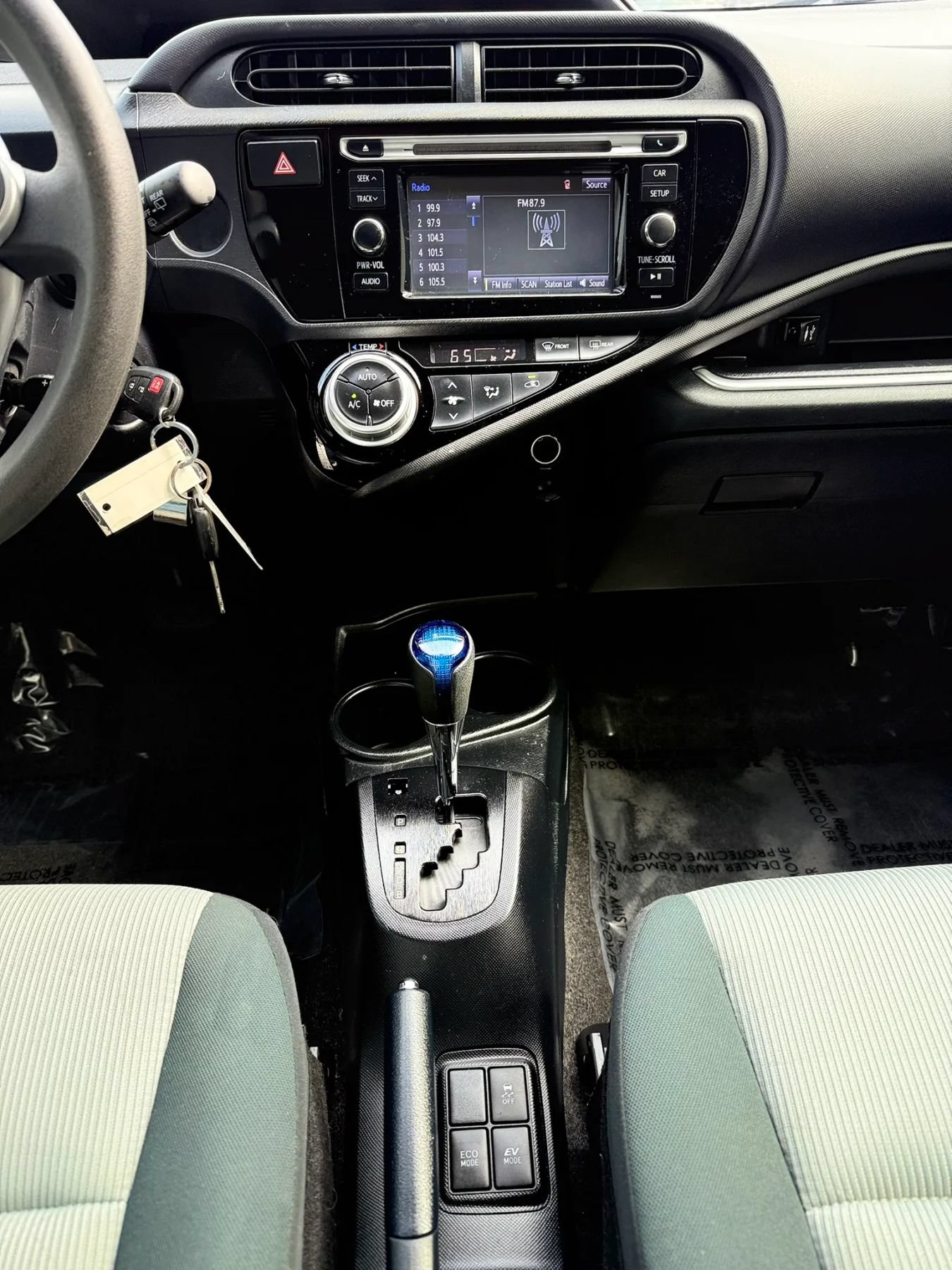 Used 2015 Toyota Prius C Two FWD image 18