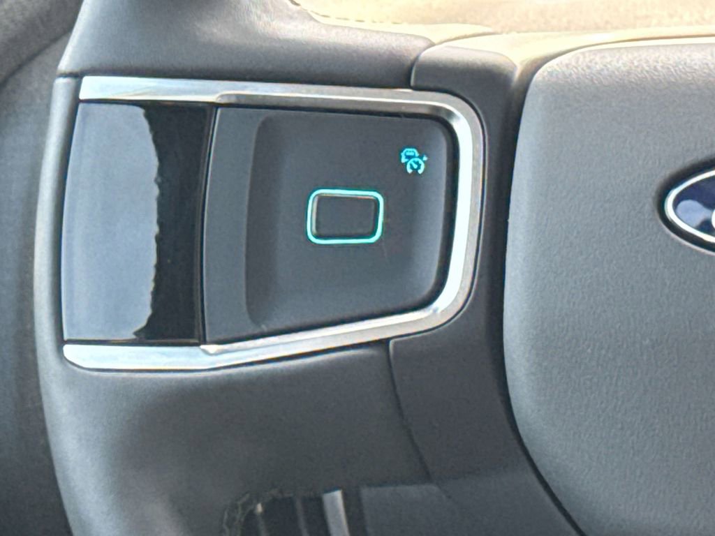 Certified 2025 Ford Expedition Max Active image 18