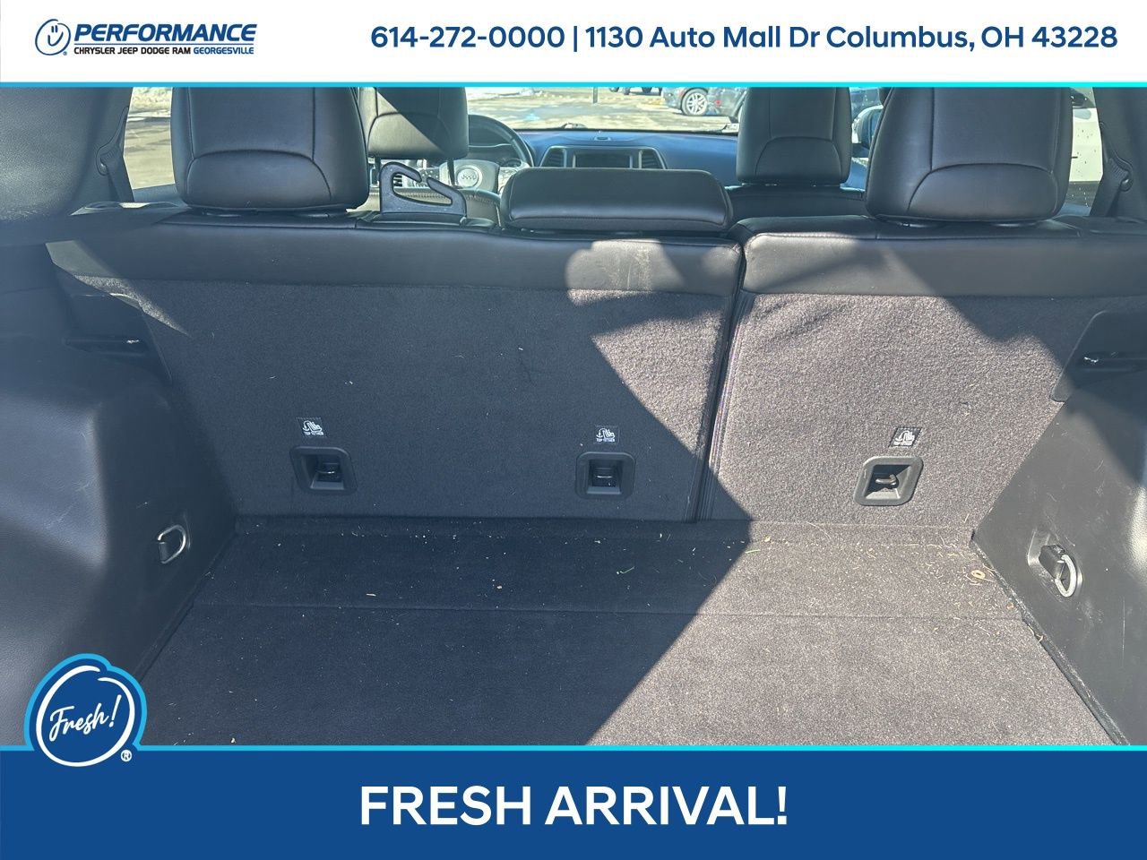 Used 2019 Jeep Cherokee Trailhawk w/ Cold Weather Group image 14