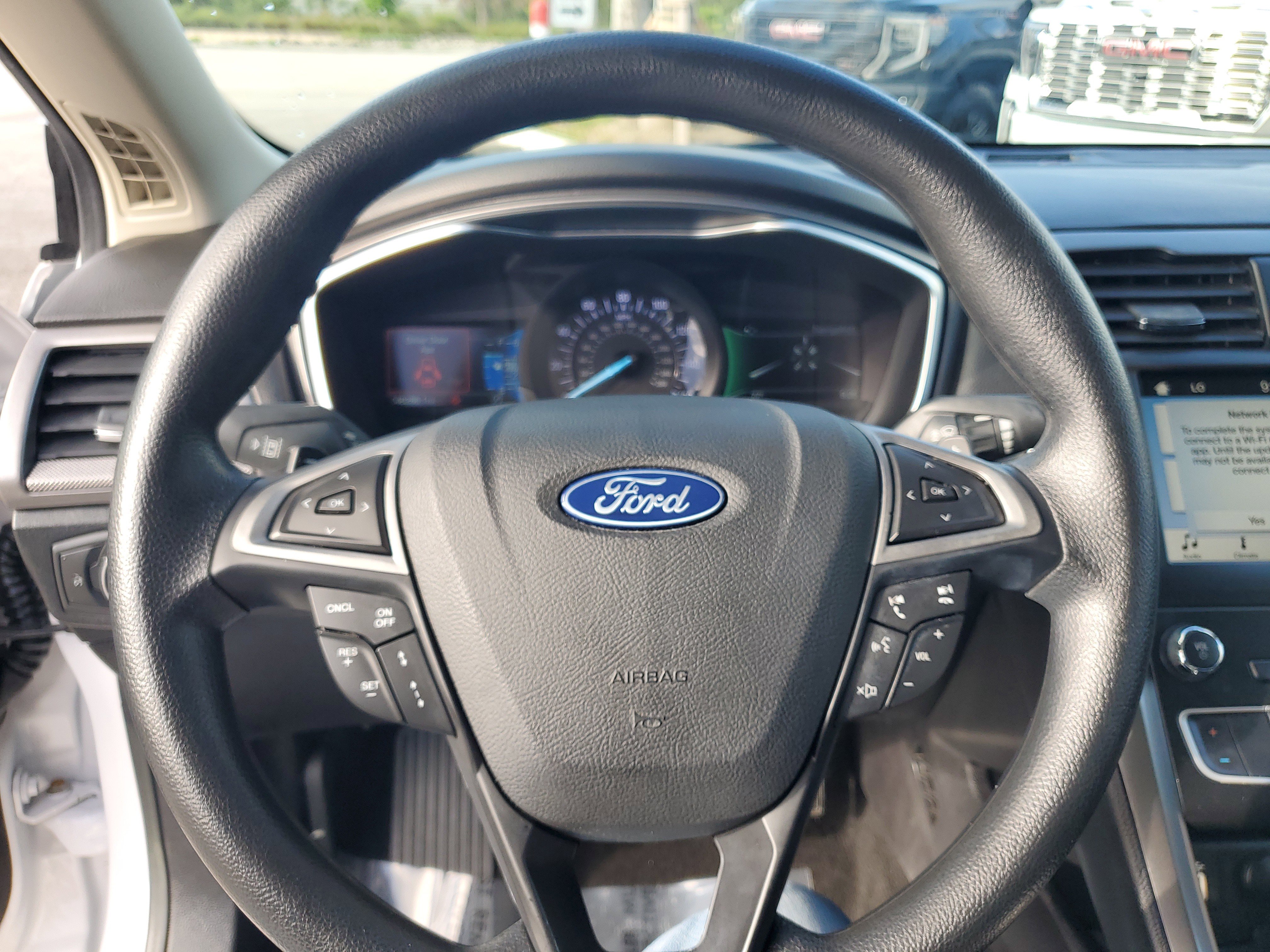 Used 2019 Ford Fusion SE image 20