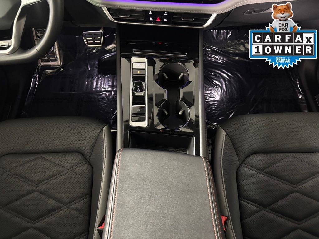 Used 2025 Volkswagen Atlas Peak Edition SE image 19