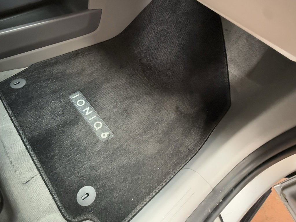 Certified 2025 Hyundai Ioniq 6 SEL image 12