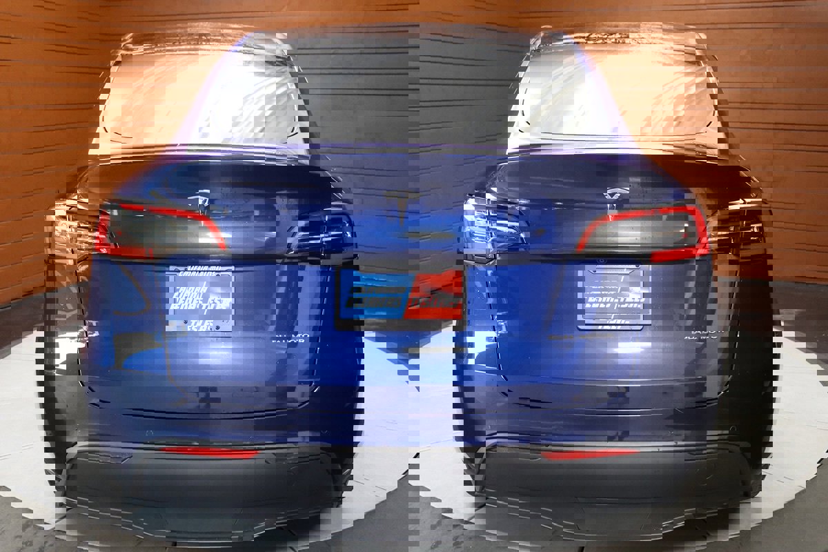 Used 2023 Tesla Model Y Long Range image 63