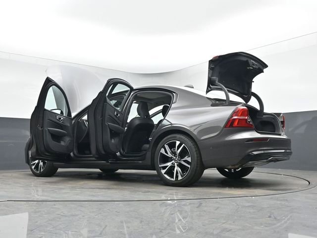 Used 2025 Volvo S60 B5 Plus AWD/4WD image 52