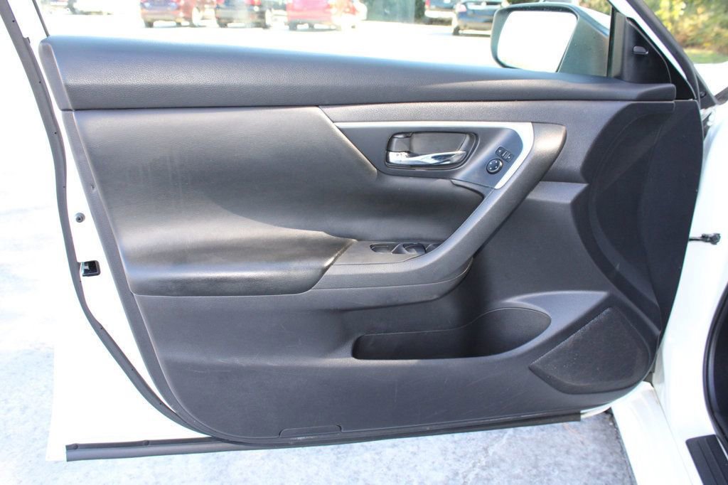 Used 2018 Nissan Altima 2.5 SV image 27