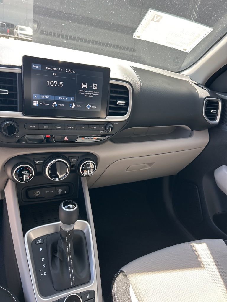 New 2026 Hyundai Venue SEL image 9