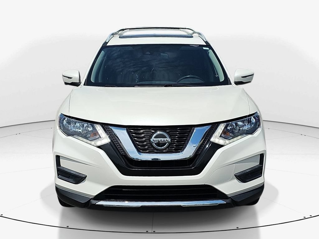 Used 2019 Nissan Rogue SV w/ Sun & Sound Touring Package FWD image 12
