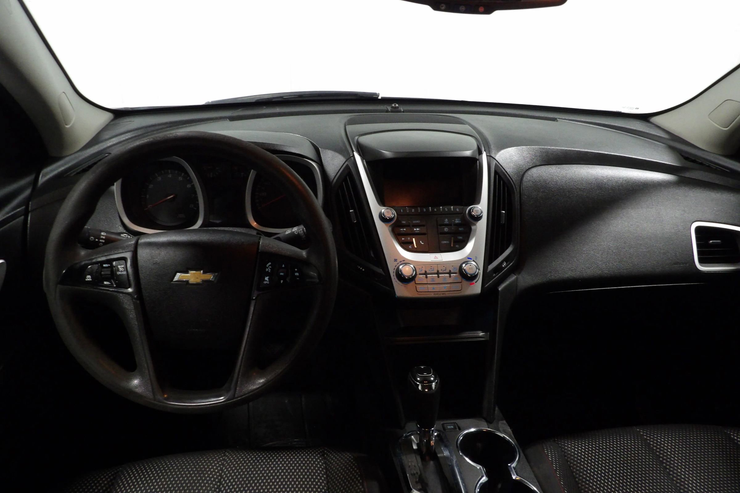 Used 2016 Chevrolet Equinox LS image 11