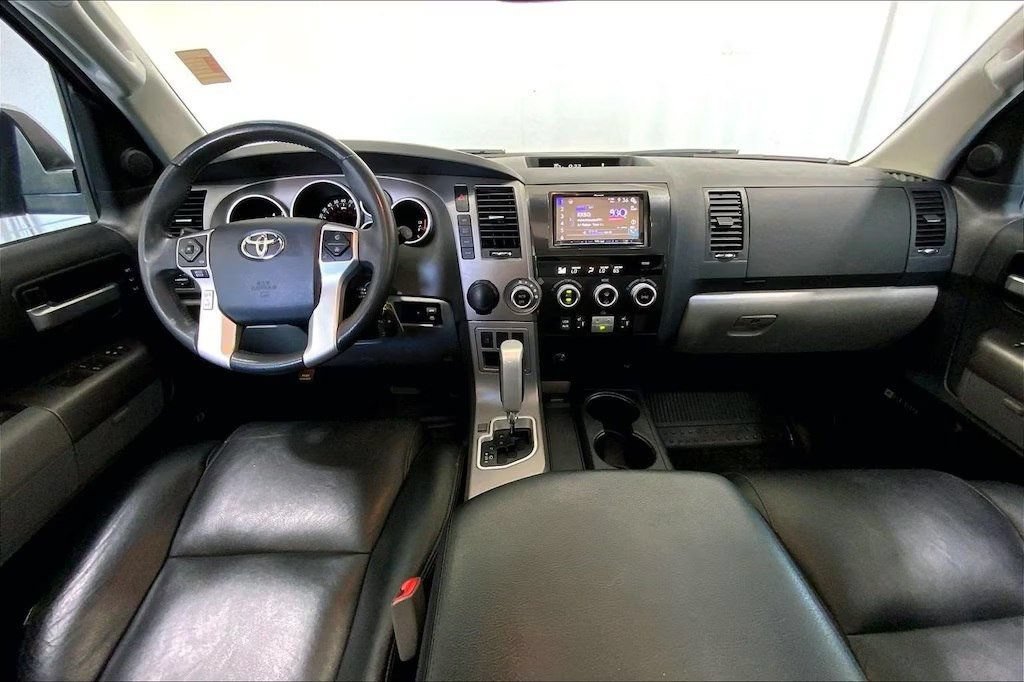 Used 2016 Toyota Sequoia Limited w/ Safety & Convenience Package RWD image 9