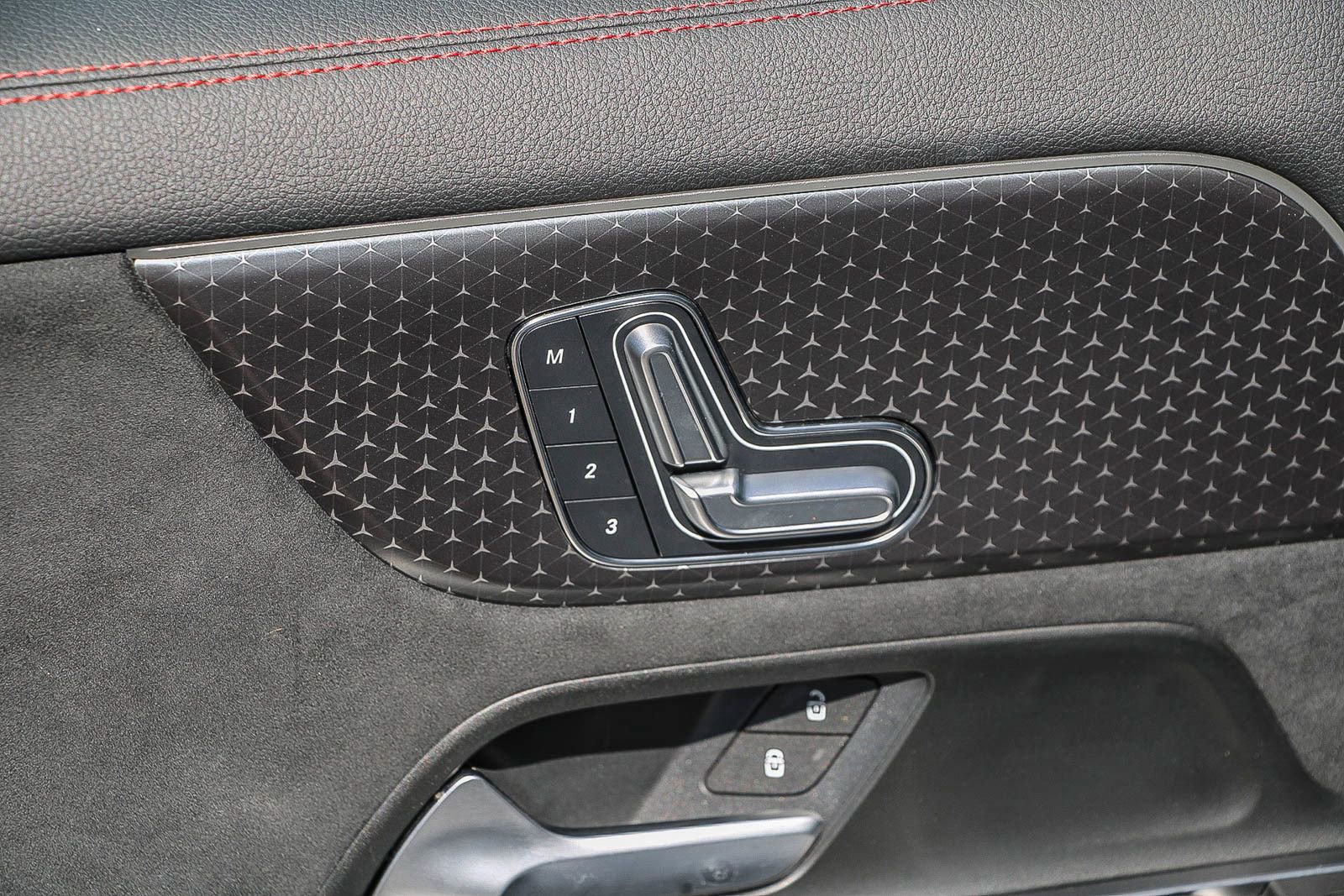 Certified 2025 Mercedes-Benz GLA 250 image 21