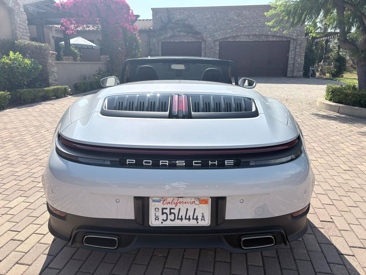 Used 2025 Porsche 911 Carrera RWD image 11