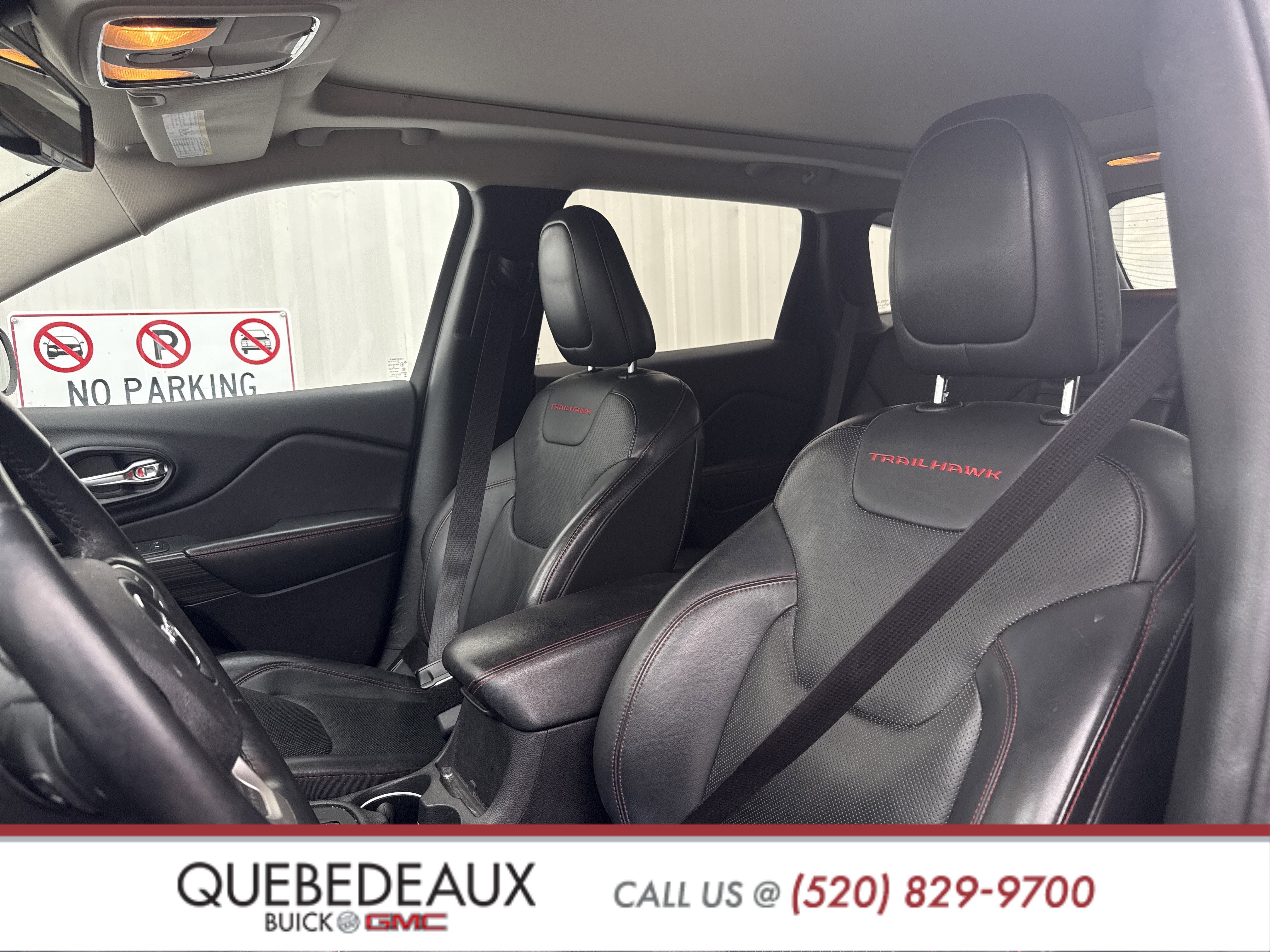 Used 2016 Jeep Cherokee Trailhawk w/ Comfort/Convenience Group image 16