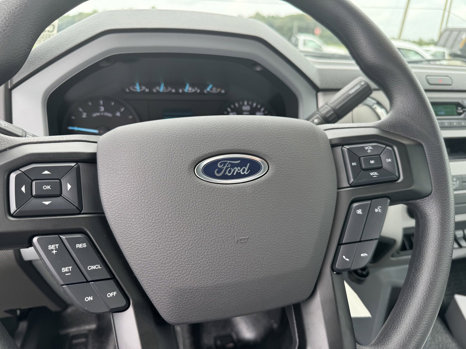 New 2025 Ford F650 2WD Regular Cab Super Duty image 14