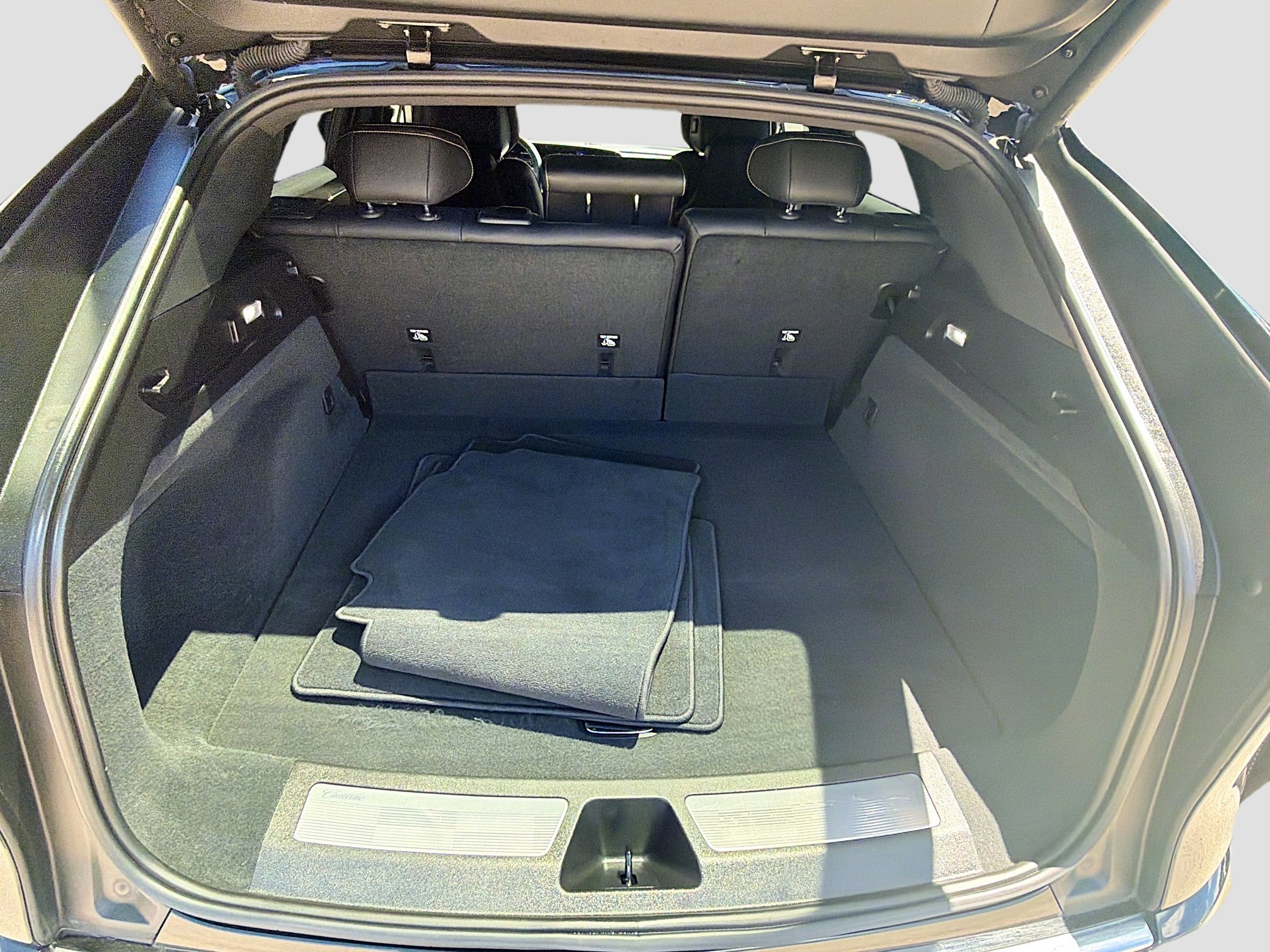 Used 2024 Cadillac Lyriq Luxury image 27