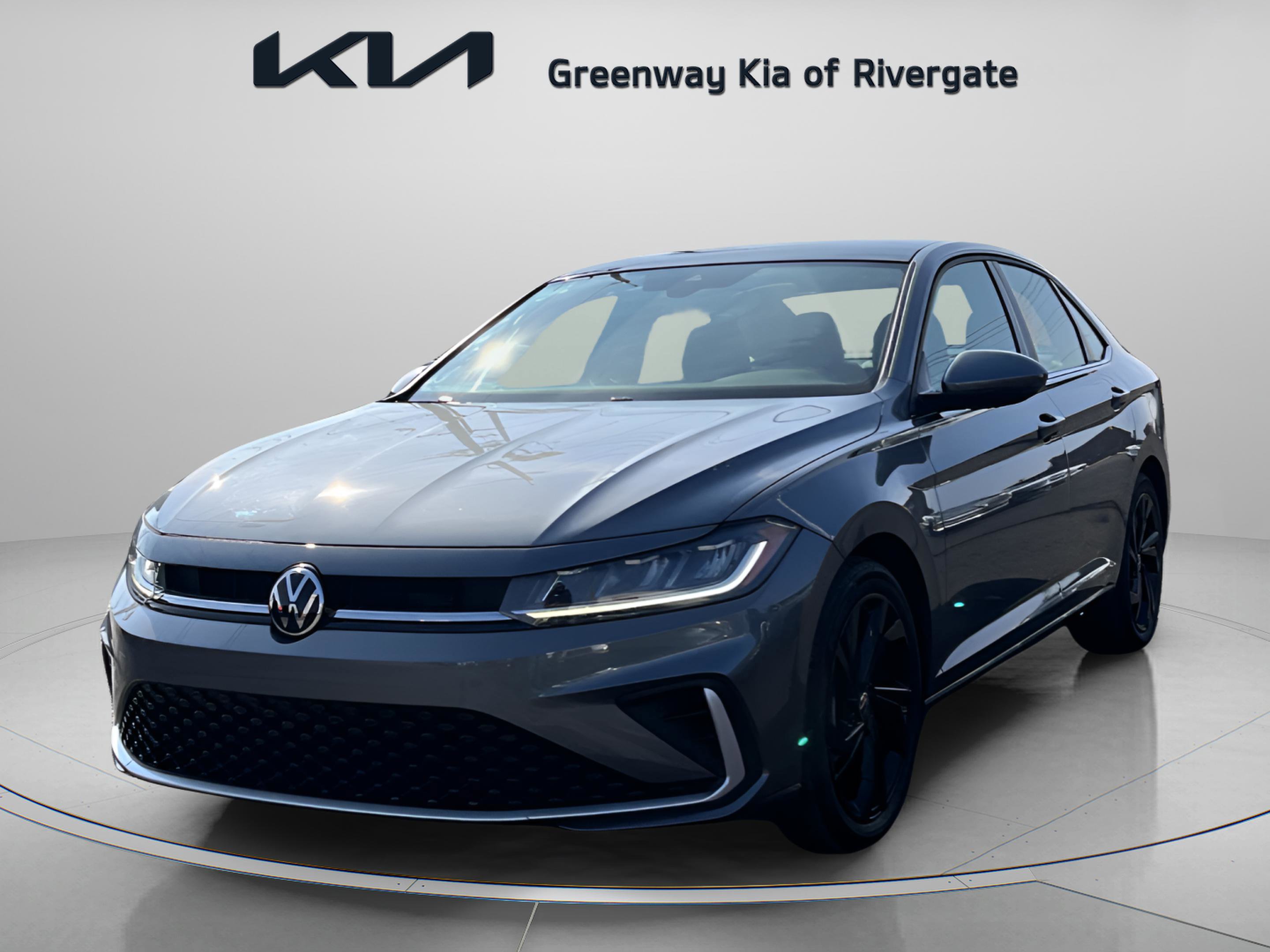 Used 2025 Volkswagen Jetta SE image 3