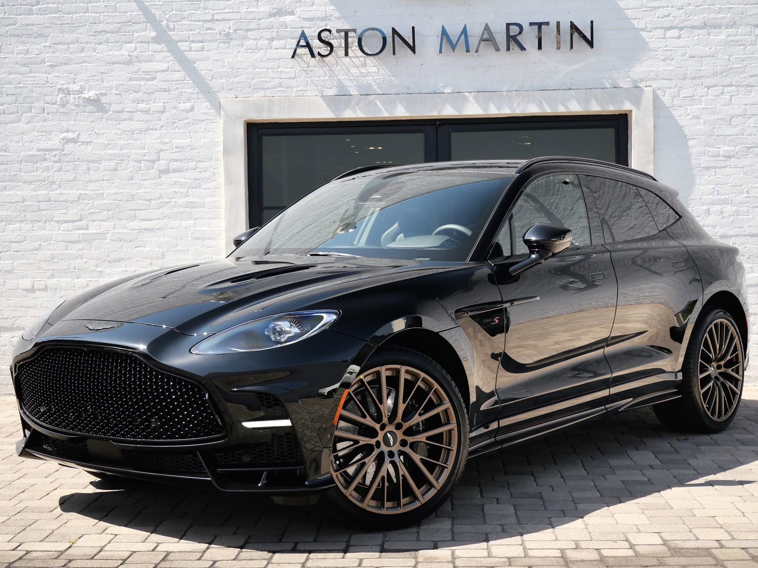 New 2026 Aston Martin DBX S AWD/4WD image 16