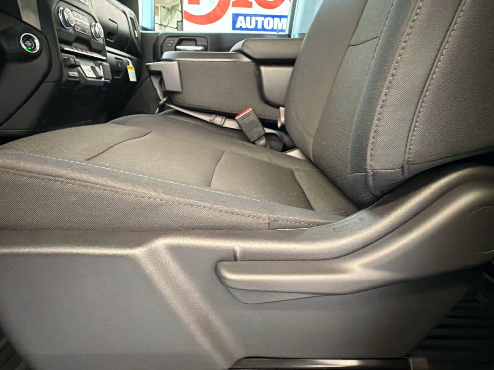 New 2026 GMC Sierra 2500 Pro AWD/4WD image 18