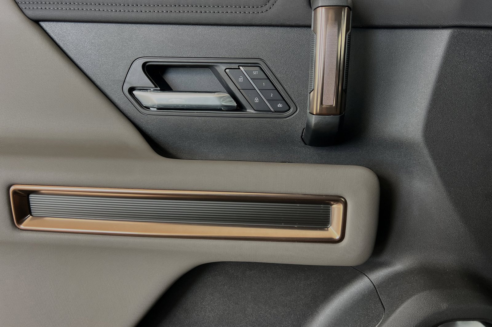 New 2025 GMC Hummer EV 3X image 12